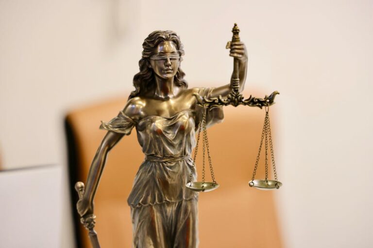 Manipulação IA Justiça em tribunais brasileiros