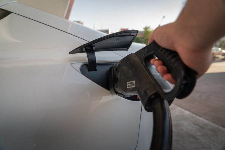 recarga gratuita Volvo em eletropostos