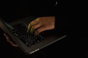 Proibição redes sociais para menores de 16 anos no Reino Unido