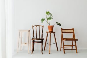 Combinar madeiras diferentes tipos e tons no mesmo ambiente