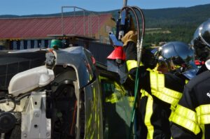Acidente entre micro-ônibus e carros em Manaus