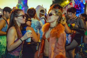 Charli XCX e Peppa Pig em rivalidade musical