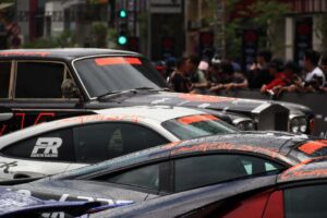 competição desigual carros chineses
