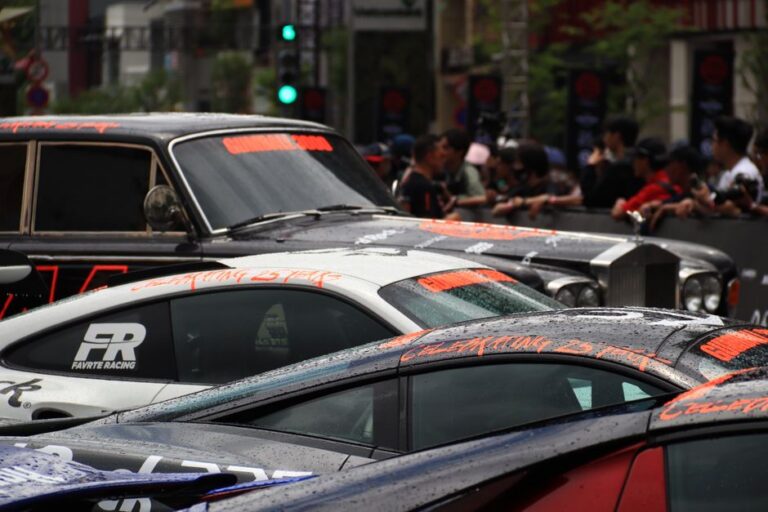 competição desigual carros chineses