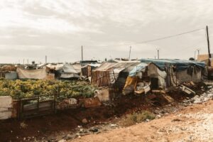 migrantes da venezuela em angústia após terremotos