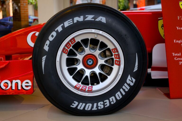 Hamilton Ferrari três lugares em Fiorano