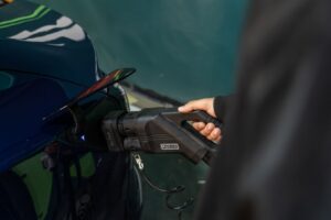Importação de carros elétricos e suas implicações no mercado automotivo