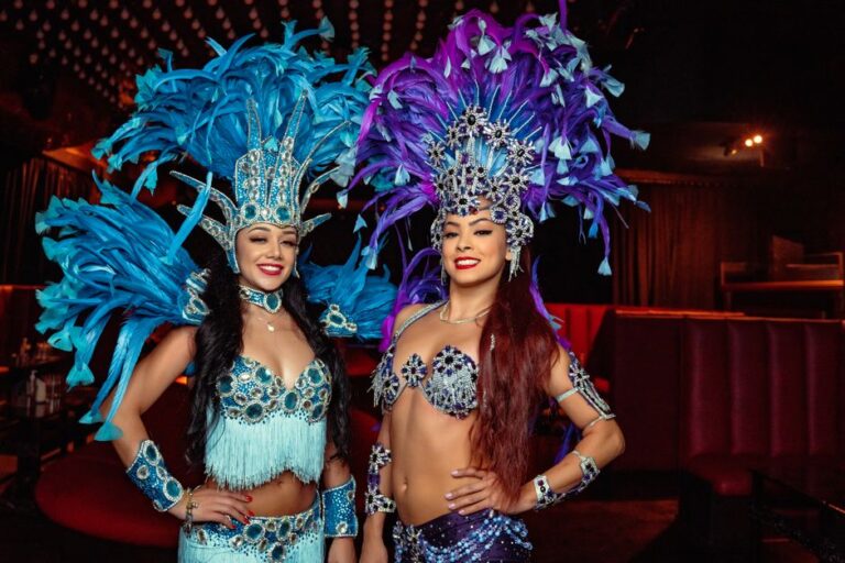 Anitta dança em baile de gafieira no Rio