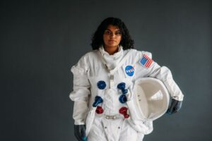 Wally Funk, pioneira espacial, que viajou ao espaço com Jeff Bezos em 2021.