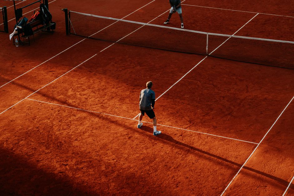 Sabalenka se inspira em Djokovic para aprimorar técnica no tênis